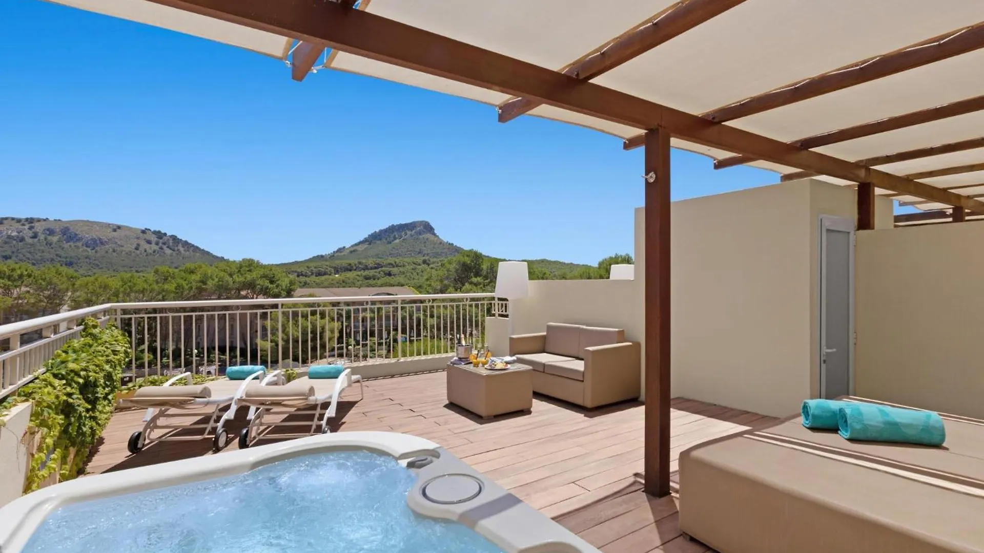 **** Hotel Viva Cala Mesquida Suites & Spa Adults Only 16 España